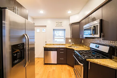 2033 Manton St Photo 1