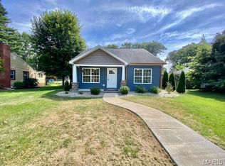 1320 Grand Ave, Edwardsville, IL 62025