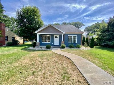 1320 Grand Ave, Edwardsville, IL, 62025