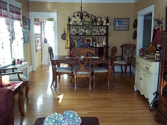 5th image of 193 W Forest Ave