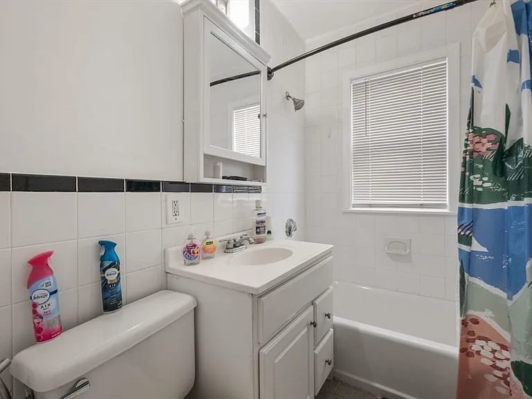 18 Claymoss Rd #1 — Photo 20