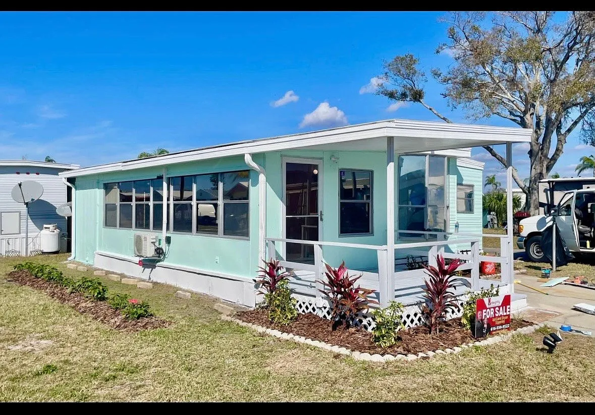 Charming Single Unit Rental in Ruskin | 3715 Hula Cir | $1400/mo | Available 8/4/2026 — Photo 3