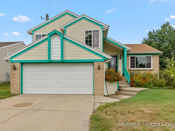 4617 Brookmeadow Dr SE, Kentwood, MI 49512