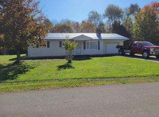 222 Oak Ln, Marienville, PA 16239