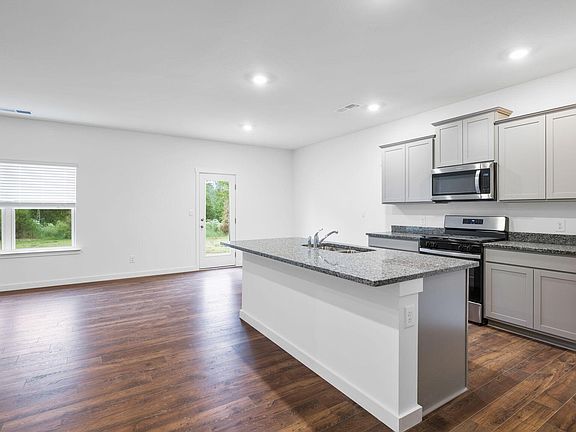 7th image of this home