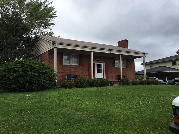3rd image of 2838 Tully Dr