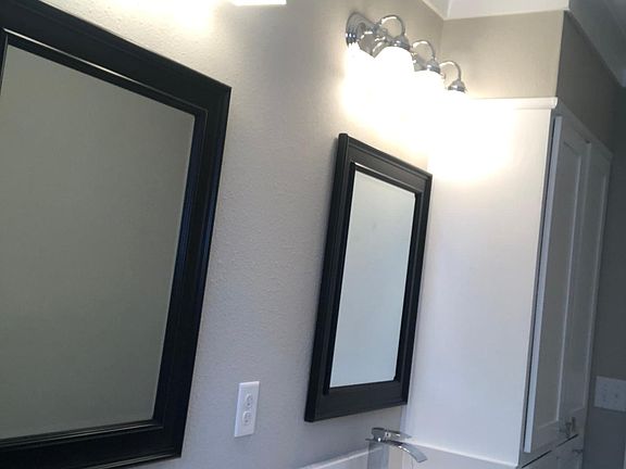 3rd image of 725 Dickens Dr #725