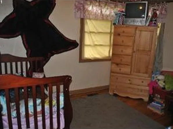 215 SE Elliott Ave, Gresham, OR 97080