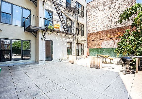 4th image of 1467 Bedford Ave #2H