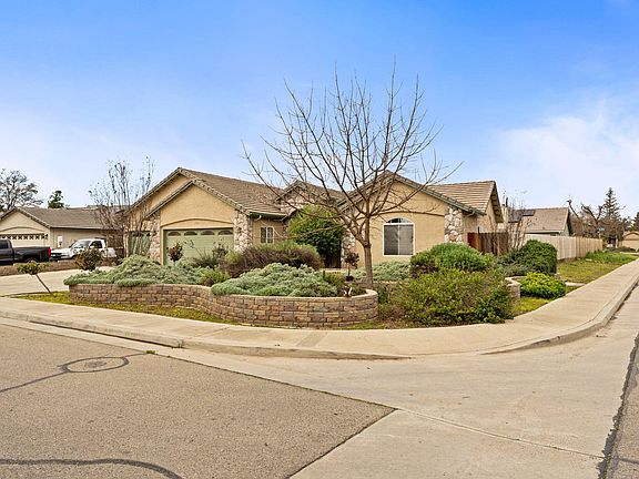 2nd image of 2500 W Perez Avenue