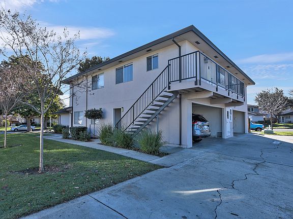 4th image of 1277 Bouret Dr Unit 4