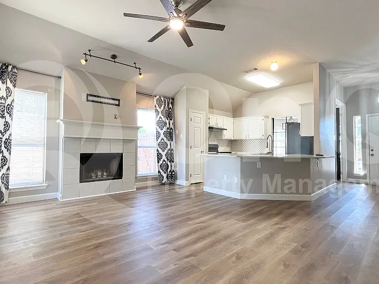 5509 Cypress Dr — Photo 6