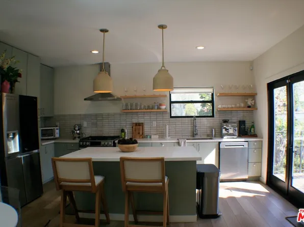 8587 1/2 Rugby Dr, West Hollywood, CA 90069