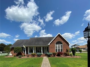 1201 Berch Ln, Ravenswood, WV 26164