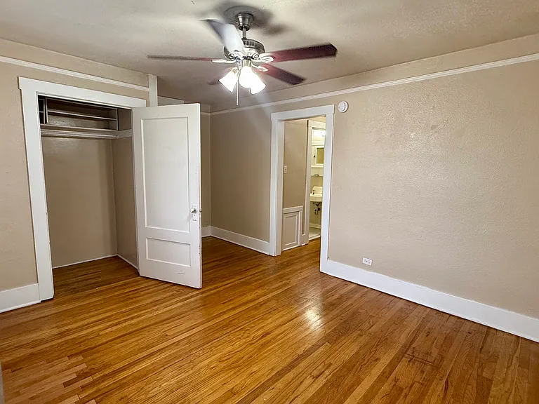 1202 N Corona St #5 — Photo 2