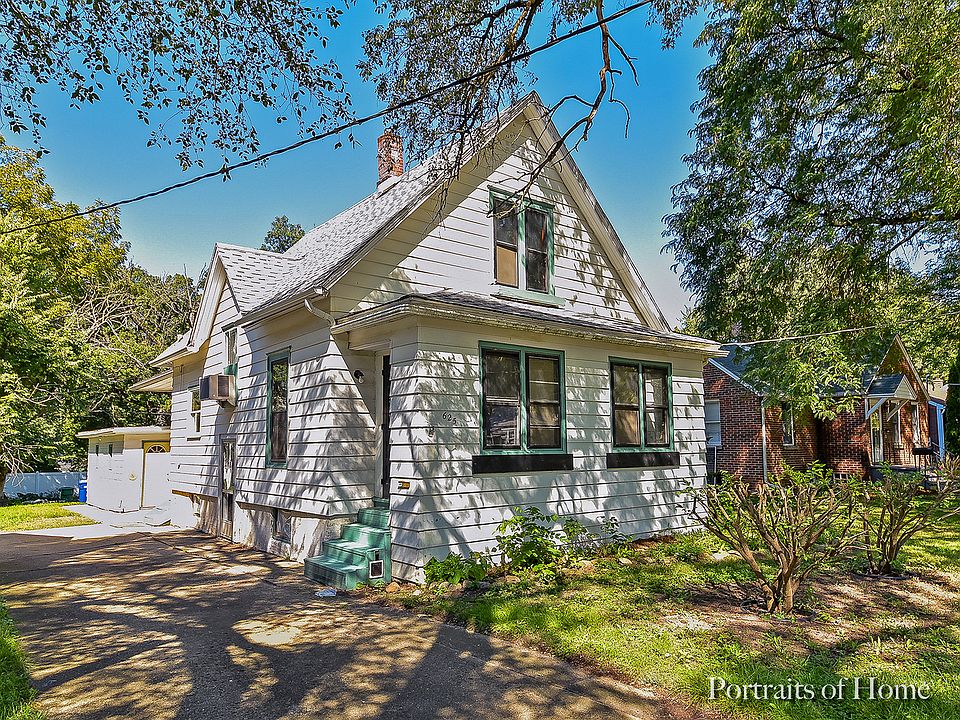 1st image of 625 Leonard Ave