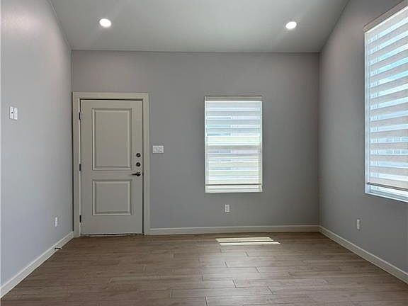 3rd image of 3500 Valencia #1