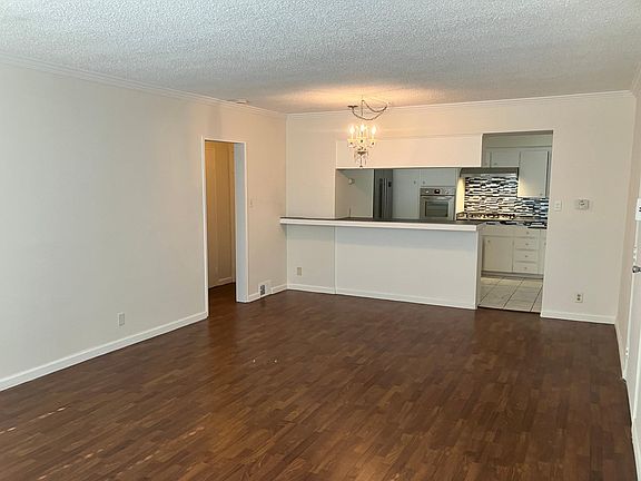 5th image of 1114 N Harper Ave APT 2