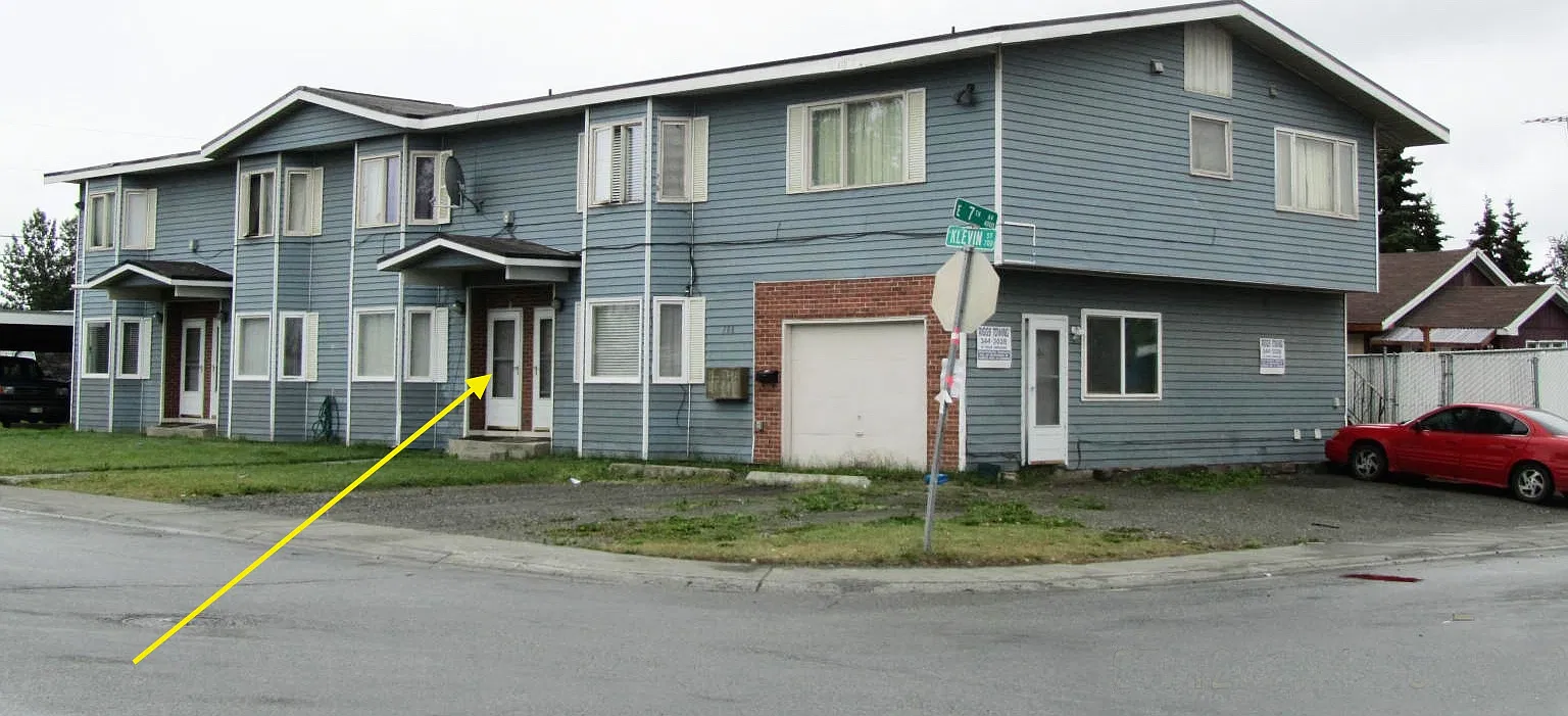 2 bed, 1.5 bath, $1,400 — Photo 1