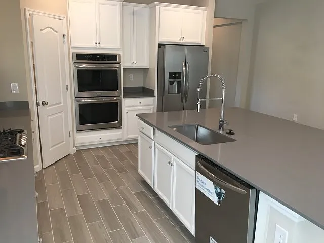 252 Otero Point — Photo 2