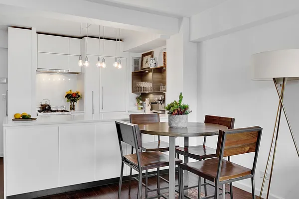 Sold by Compass | media 10