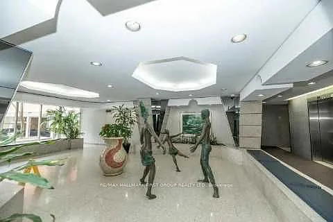 2460 Eglinton Ave E #417 — Photo 8