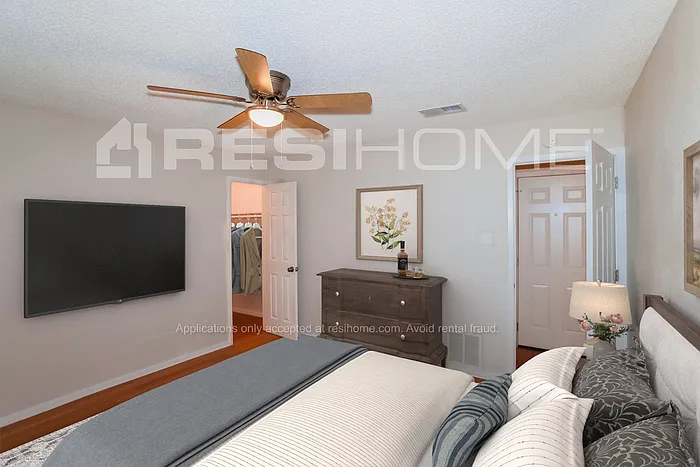 6009 Marigold Dr — Photo 6