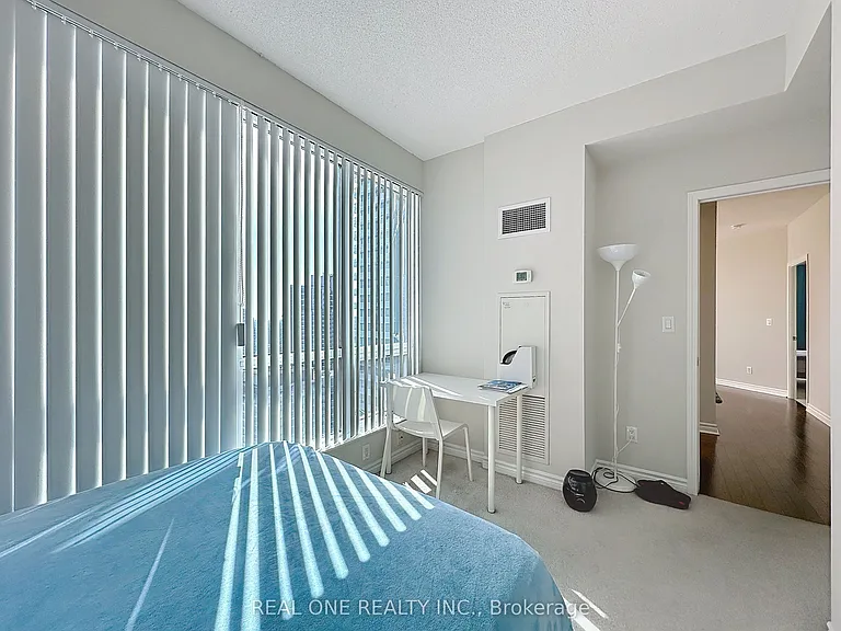 18 Holmes Ave #2205 — Photo 16
