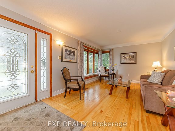 3rd image of 1357 Thames St