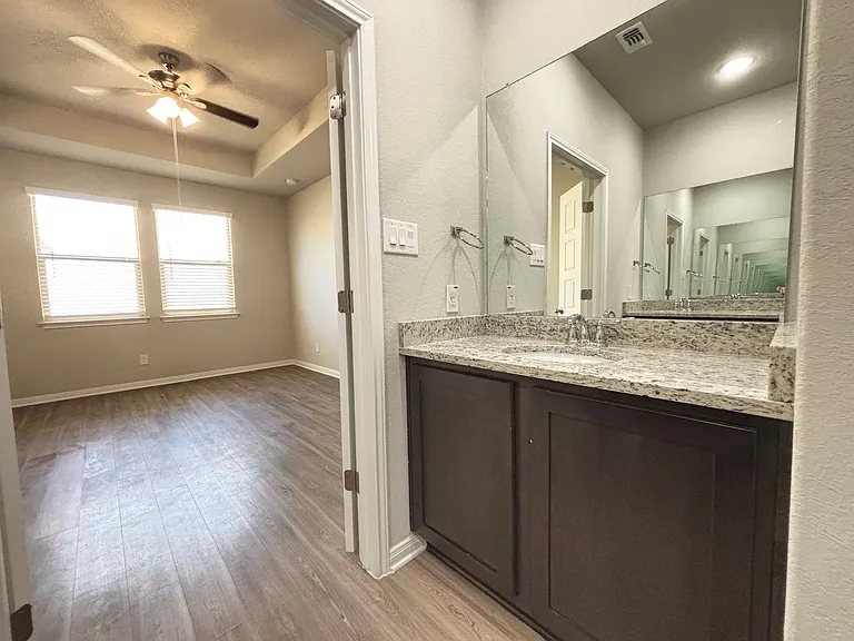 330 Caleb Ct — Photo 19