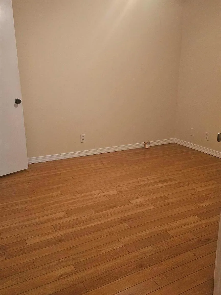 2 bed, 2.0 bath, 940 sqft, $2,000 — Photo 3