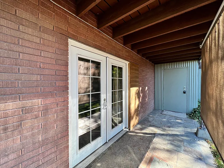 1779 S Foothill Dr #B — Photo 4