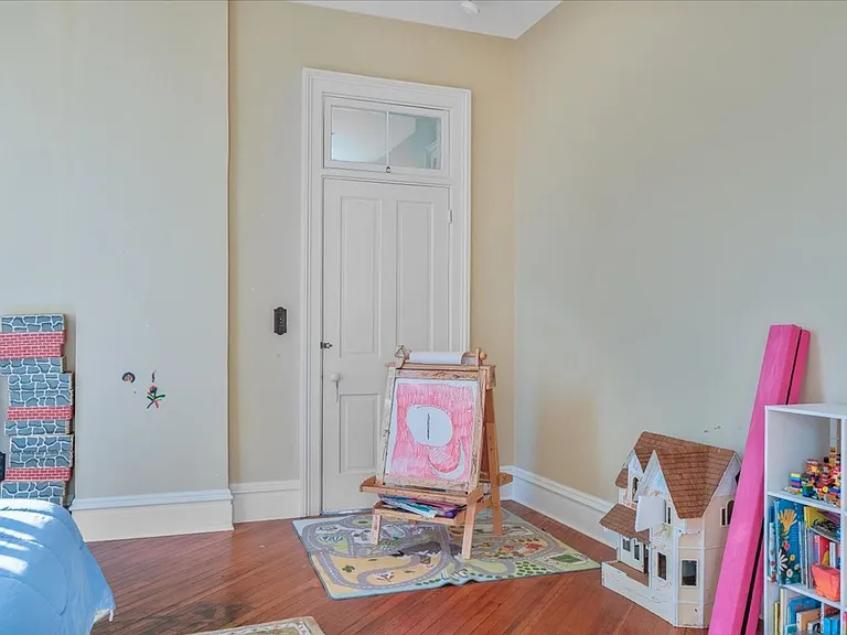 503 S State St — Photo 52