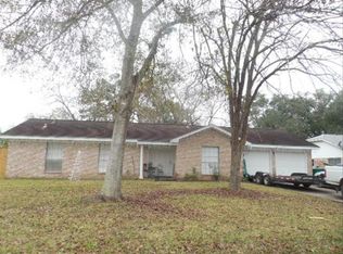 3722 Chadwick Dr, Alvin, TX 77511