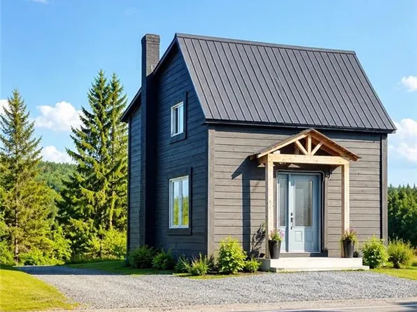 852 Principale St, Haut Madawaska, NB E7A 2H8