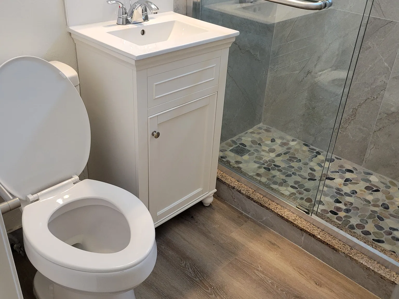 1 bed, 550 sqft, $1,680 — Photo 4