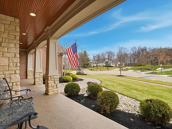 5th image of 961 River Forest Dr