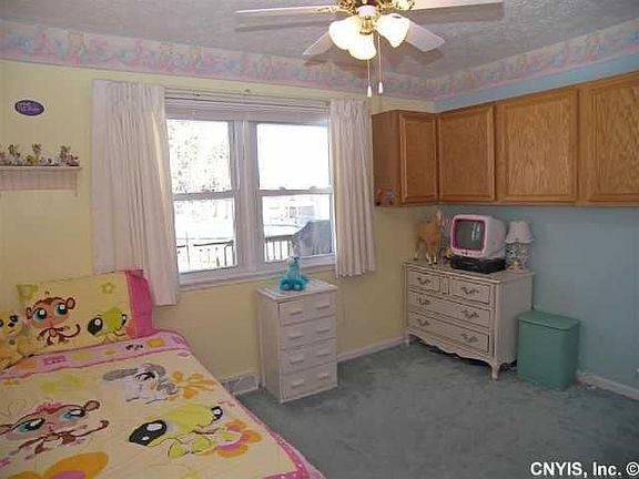 2nd image of 7624 Merritt Dr