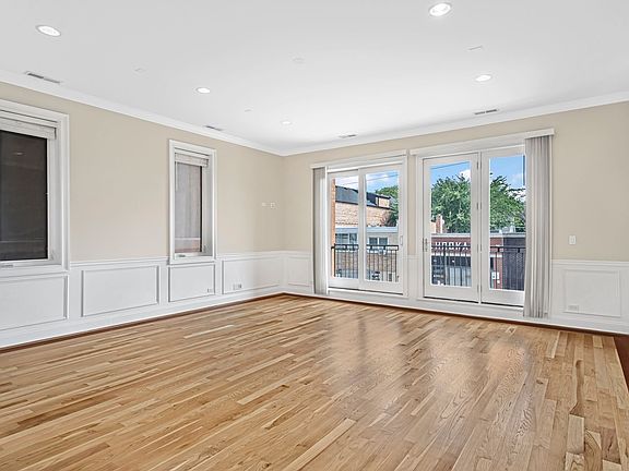 2nd image of 5010 W Lawrence Ave #2C