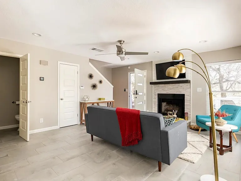 1510 Camp Craft Rd #C — Photo 3