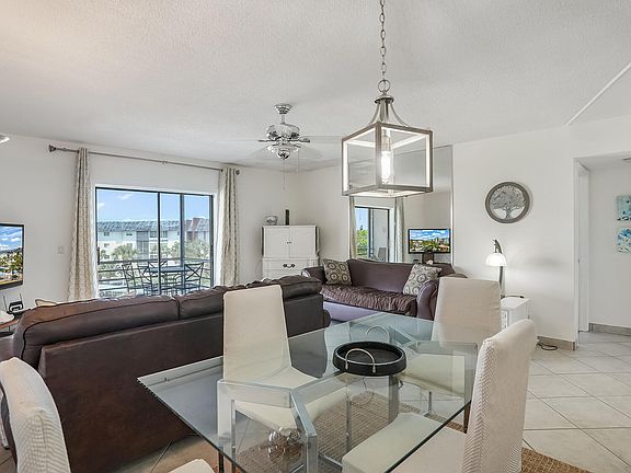 3rd image of 4770 NW 21st Street #402