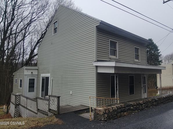 511 Mount Olive Blvd, Lost Creek, PA 17946