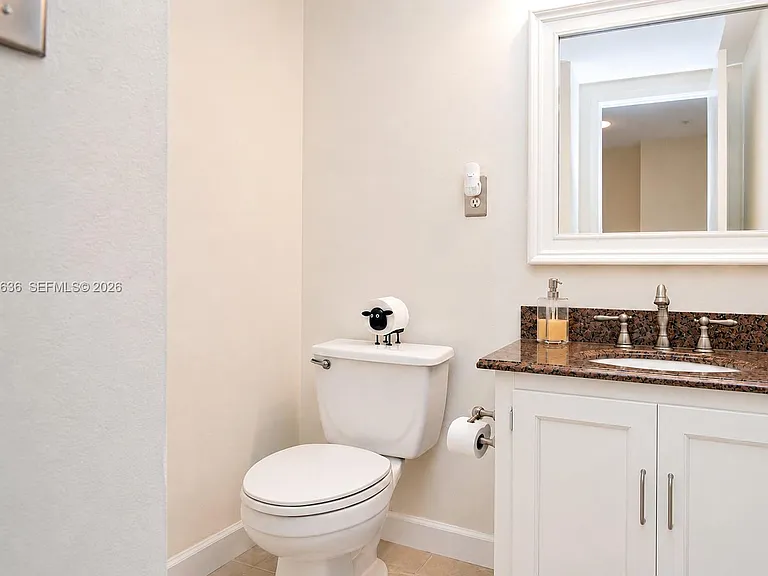 19390 Collins Ave #119 — Photo 11