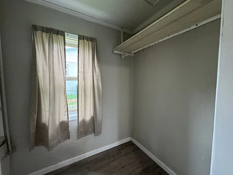 304 N Rockingham Ave — Photo 20