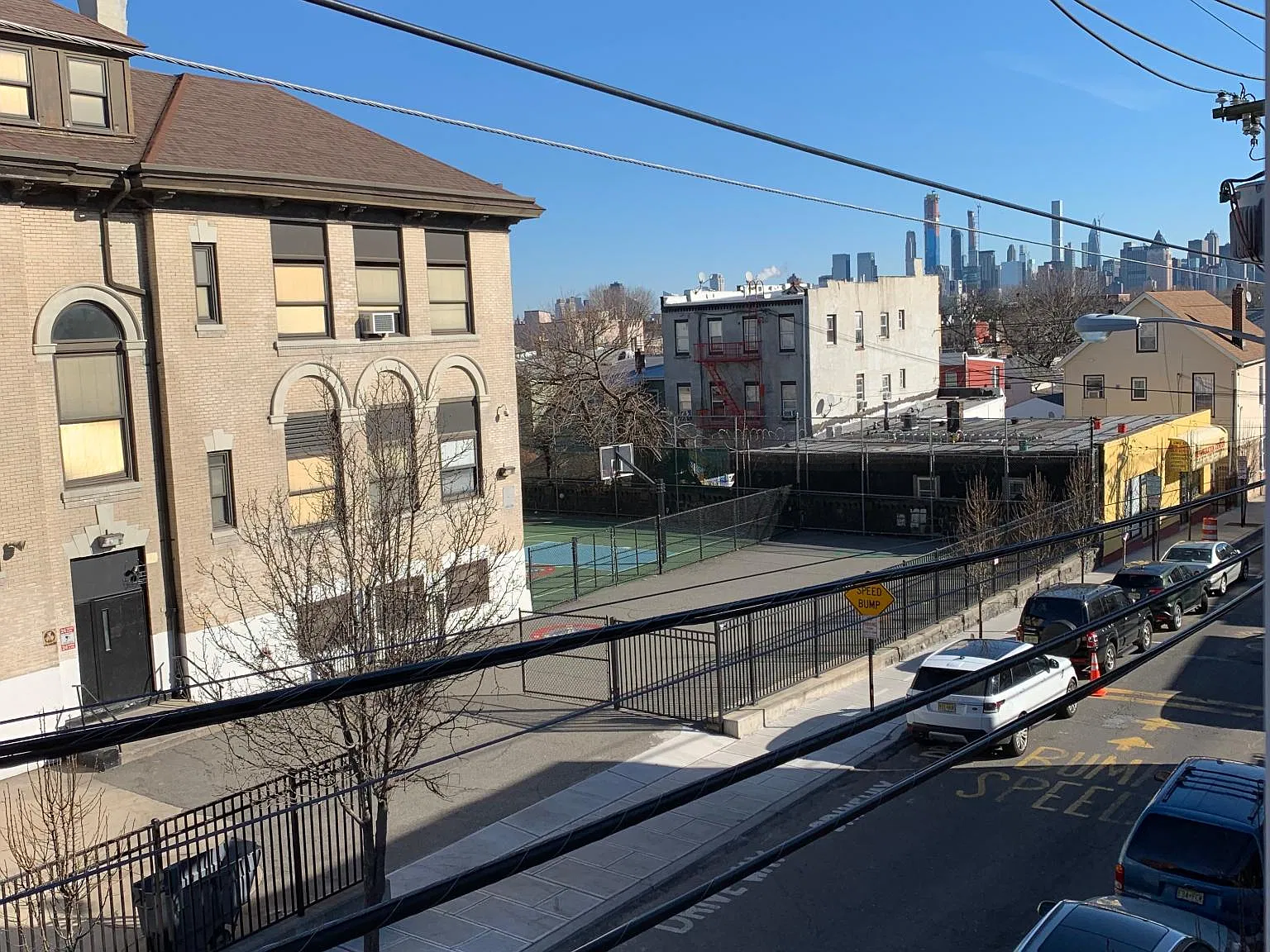 3326 Palisade Ave — Photo 3