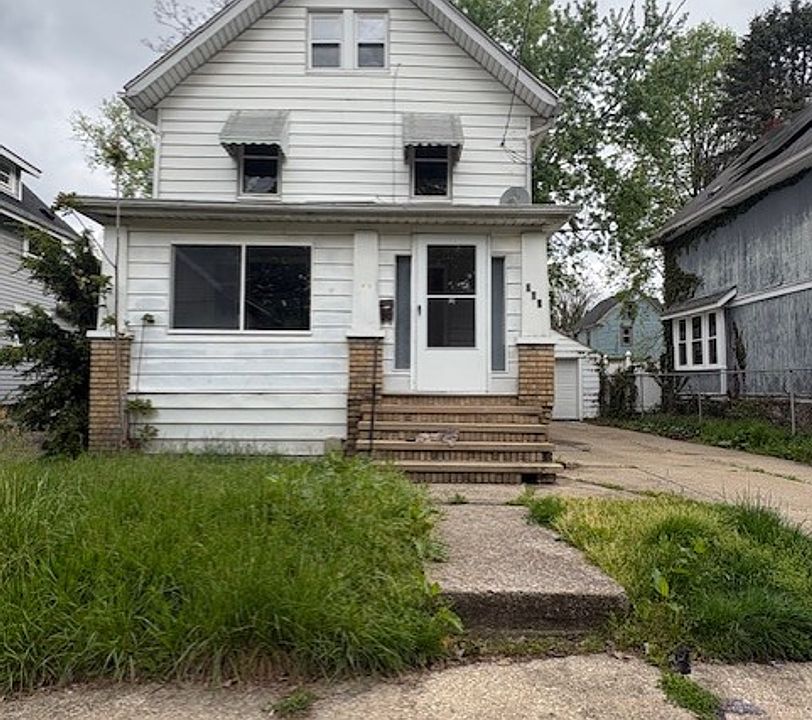 1st image of 265 Cranz Pl