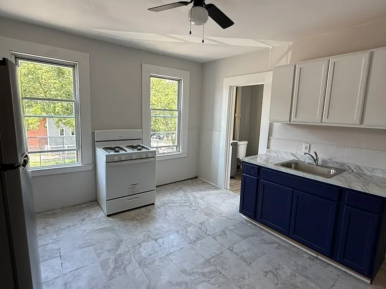 32 Main St #2 — Photo 2