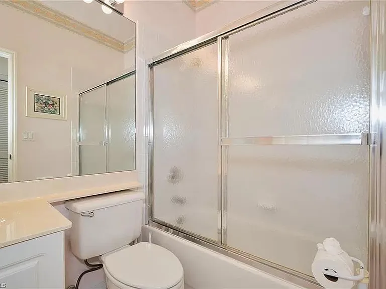 11330 Lakeland Cir — Photo 9