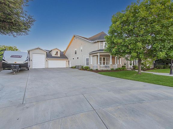 3rd image of 2036 S El Cajon Ct