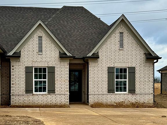 3rd image of 2156 Dela Dr